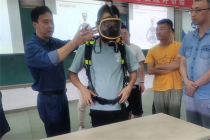 凯发k8一触即发股份公司开展新入职员工安全教育培训