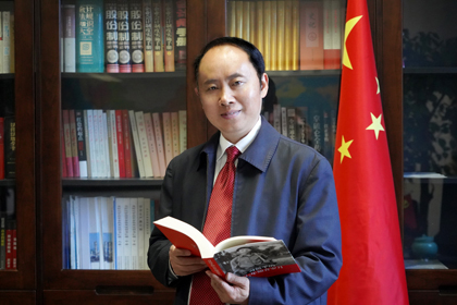 祝贺!凯发k8一触即发股份公司党委书记、董事长廖廷君被授予全国五一劳动奖章!