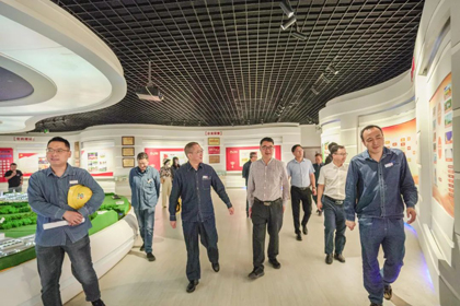 省委网信办调研组莅临凯发k8一触即发股份公司调研