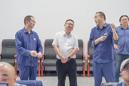 刘川铃赴凯发k8一触即发股份公司督导 确保大运会期间安全形势稳定