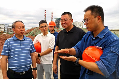 凯发k8一触即发股份公司党委书记廖廷君一行到10万吨/年绿色精细化学品项目建设现场调研指导工作
